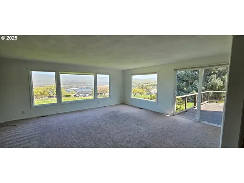 1114 Richmond Street The Dalles OR 97058