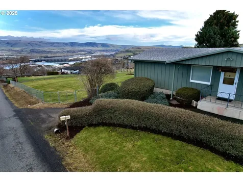 1114 Richmond Street The Dalles OR 97058