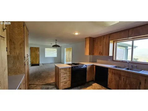 1114 Richmond Street The Dalles OR 97058