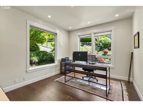 2615 NW Birkendene Street Portland OR 97229