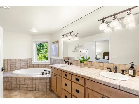 2615 NW Birkendene Street Portland OR 97229