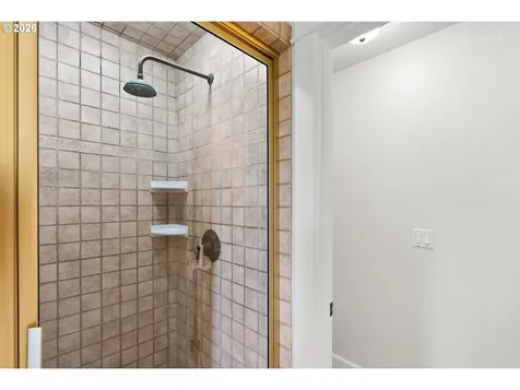 2615 NW Birkendene Street Portland OR 97229