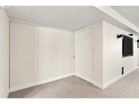 2615 NW Birkendene Street Portland OR 97229