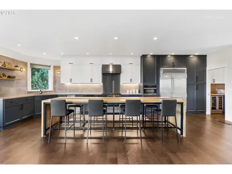 2615 NW Birkendene Street Portland OR 97229