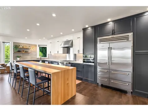 2615 NW Birkendene Street Portland OR 97229