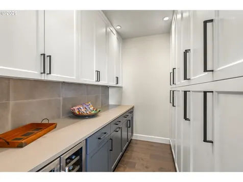 2615 NW Birkendene Street Portland OR 97229