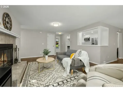 8785 SW Morgan Drive Beaverton OR 97008