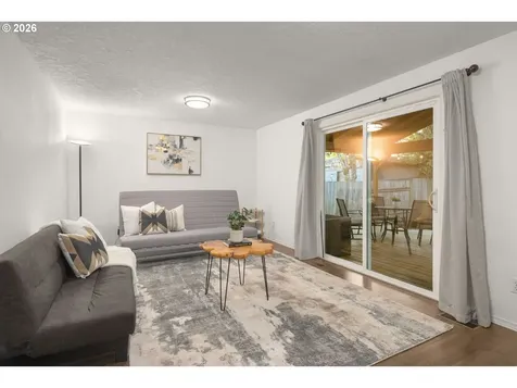8785 SW Morgan Drive Beaverton OR 97008