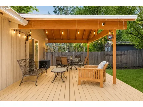 8785 SW Morgan Drive Beaverton OR 97008
