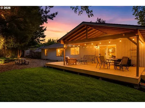 8785 SW Morgan Drive Beaverton OR 97008