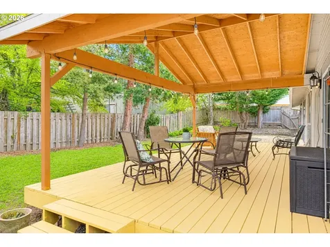 8785 SW Morgan Drive Beaverton OR 97008