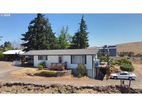 10 NE Klinger Street Dufur OR 97021
