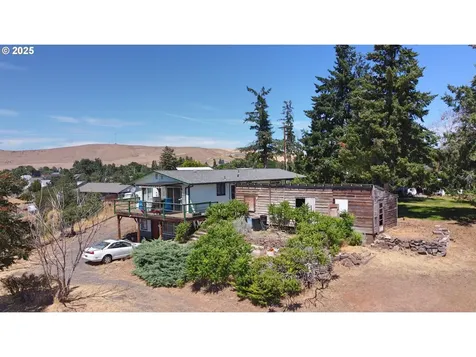 10 NE Klinger Street Dufur OR 97021