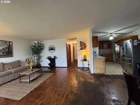 4231 SE 80th Avenue Portland OR 97206