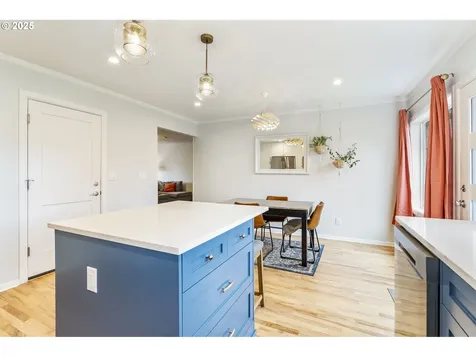 4156 SE Bybee Boulevard Portland OR 97202