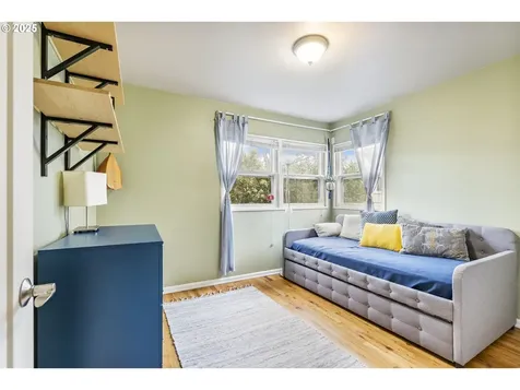 4156 SE Bybee Boulevard Portland OR 97202