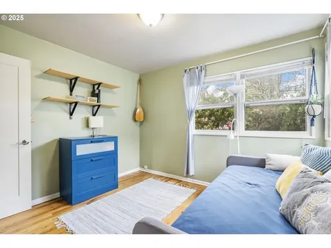 4156 SE Bybee Boulevard Portland OR 97202