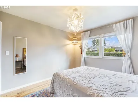 4156 SE Bybee Boulevard Portland OR 97202