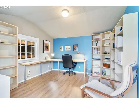 4156 SE Bybee Boulevard Portland OR 97202