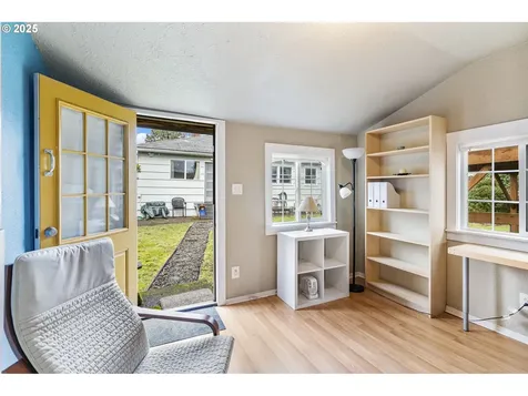 4156 SE Bybee Boulevard Portland OR 97202