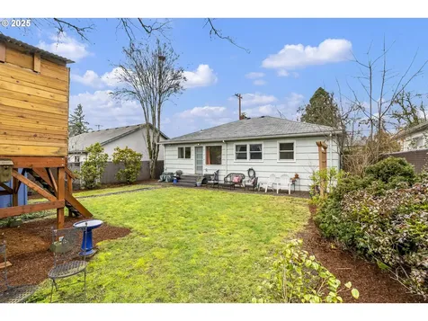 4156 SE Bybee Boulevard Portland OR 97202