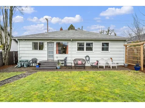 4156 SE Bybee Boulevard Portland OR 97202