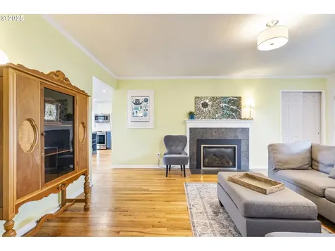 4156 SE Bybee Boulevard Portland OR 97202