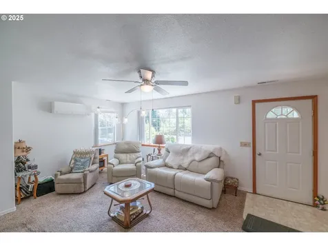 1043 Northside Road Sweet Home OR 97386