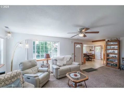 1043 Northside Road Sweet Home OR 97386