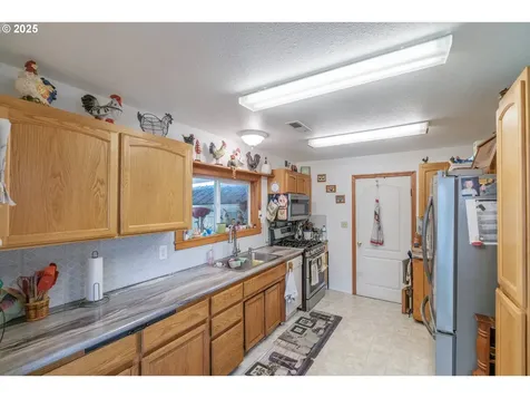 1043 Northside Road Sweet Home OR 97386