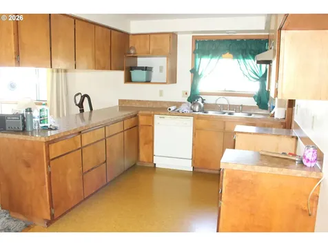 2690 9th Street Baker City OR 97814