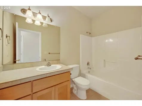10817 NE 103rd Street Vancouver WA 98662