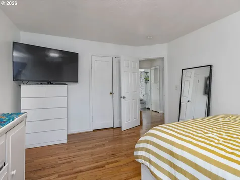 4534 NE 95th Avenue Portland OR 97220