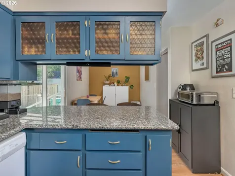 4534 NE 95th Avenue Portland OR 97220