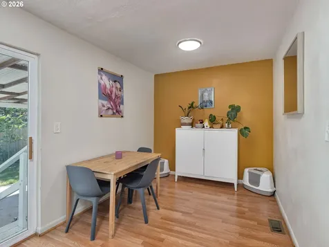 4534 NE 95th Avenue Portland OR 97220