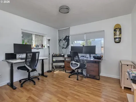 4534 NE 95th Avenue Portland OR 97220
