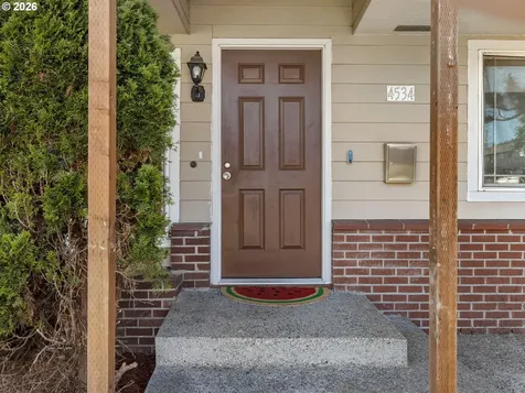 4534 NE 95th Avenue Portland OR 97220