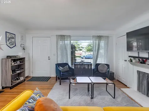 4534 NE 95th Avenue Portland OR 97220