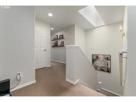 352 SE 14th Place Canby OR 97013