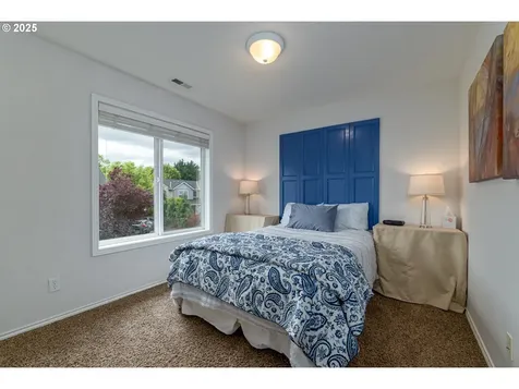 352 SE 14th Place Canby OR 97013