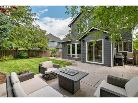 352 SE 14th Place Canby OR 97013