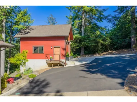 83953 Cloud Nine Road Florence OR 97439