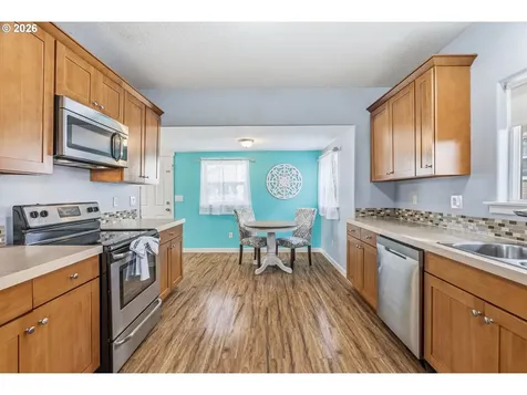 705 Cowlitz Way Kelso WA 98626