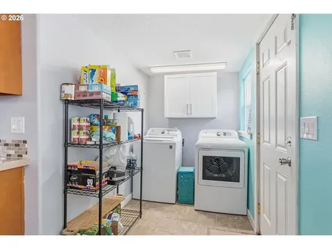705 Cowlitz Way Kelso WA 98626