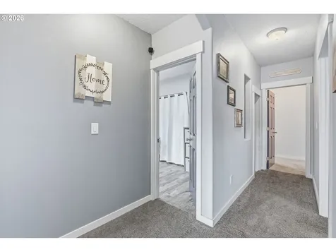 705 Cowlitz Way Kelso WA 98626
