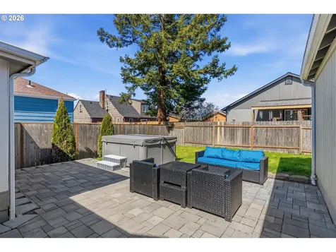 705 Cowlitz Way Kelso WA 98626