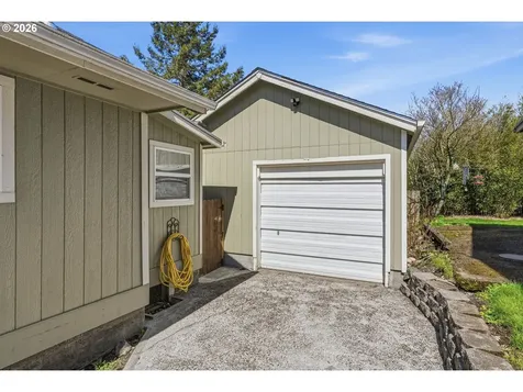 705 Cowlitz Way Kelso WA 98626
