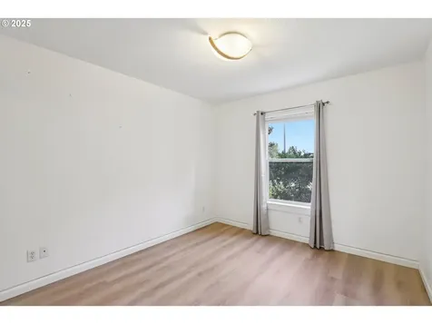 8345 N Bliss Street Portland OR 97203