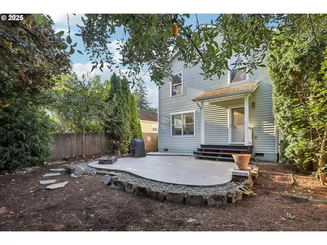 8345 N Bliss Street Portland OR 97203