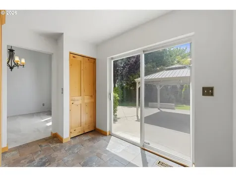 15381 NW Andalusian Way Portland OR 97229